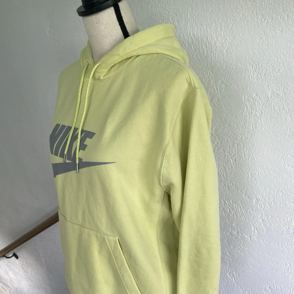 Nike Sportswear Reflective Logo Pullover Hoodie Limelight Men's Medium
